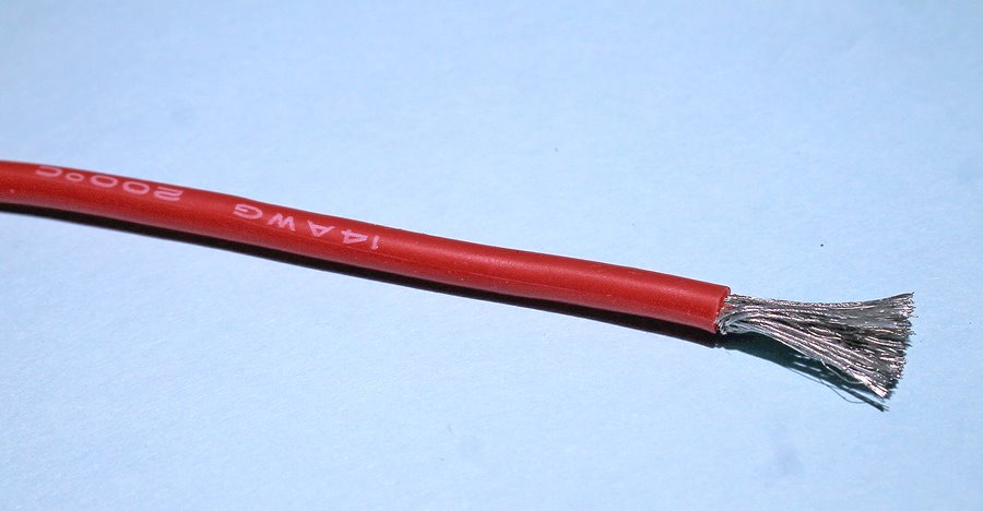 Провод силиконовый красный 2,0 кв.мм.